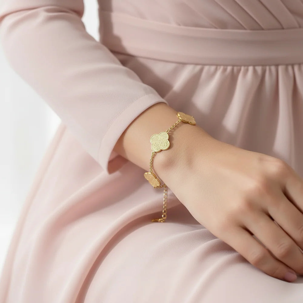 Iman Clover Bracelet
